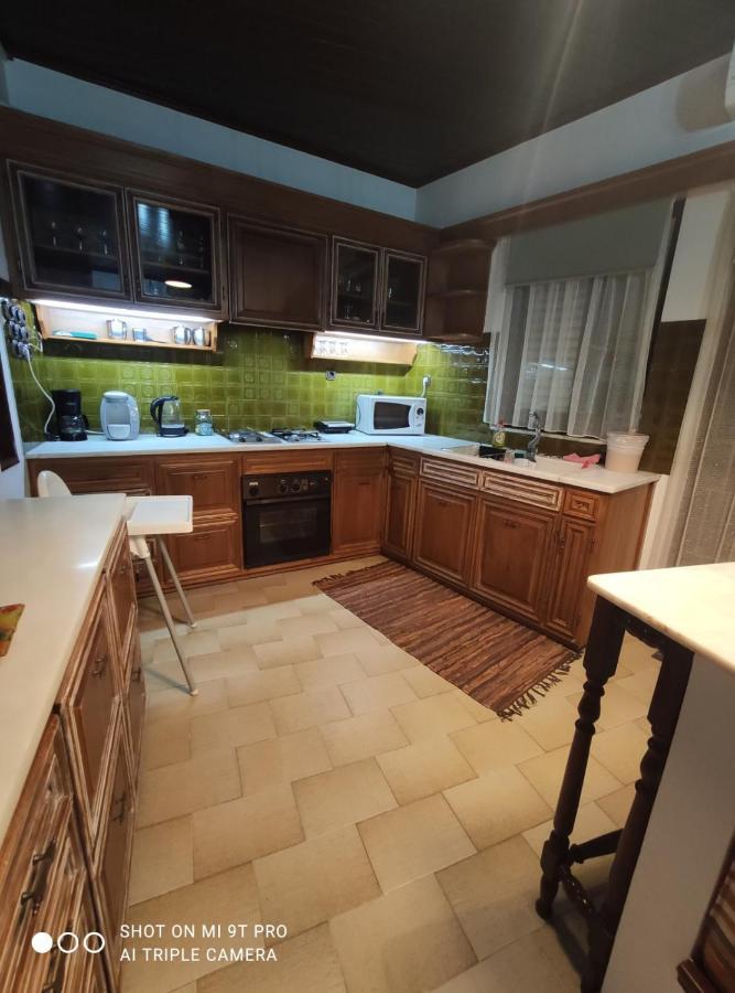 Johnny'S Loft Appartement Agrinio Buitenkant foto